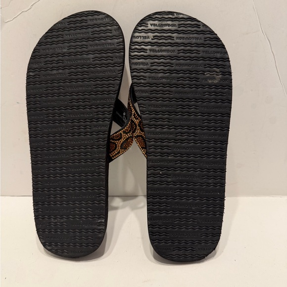 Yellow Box Black and Gold Sandals - Picture 6 of 6